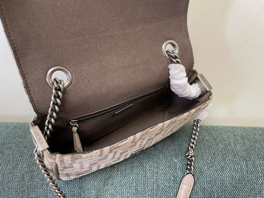 F**di Baguette Chain Midi dove gray tapestry fabric bag with FF motif SILVER 14.5x7x24 cm