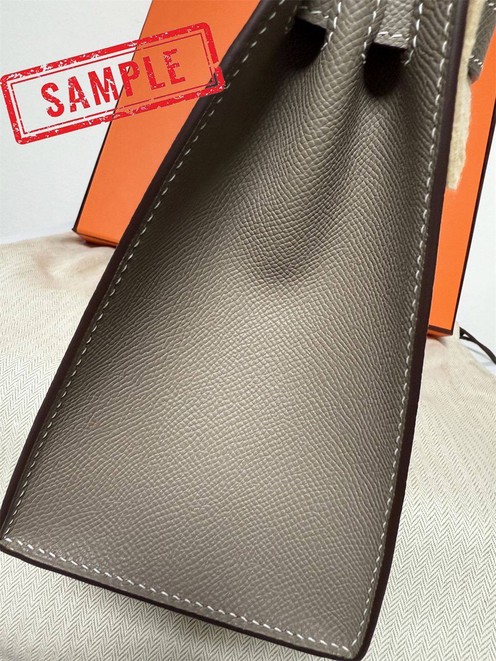 H**mes Kelly 28cm (15-20 days for customization)