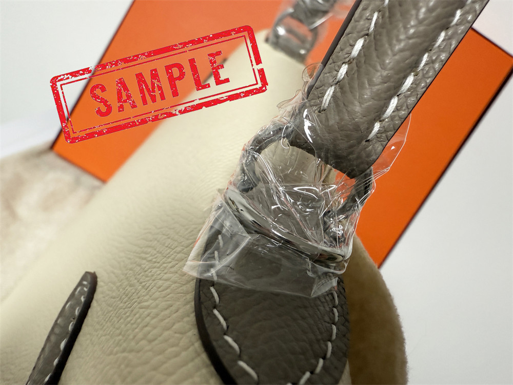 H**mes Kelly 28cm (15-20 days for customization)