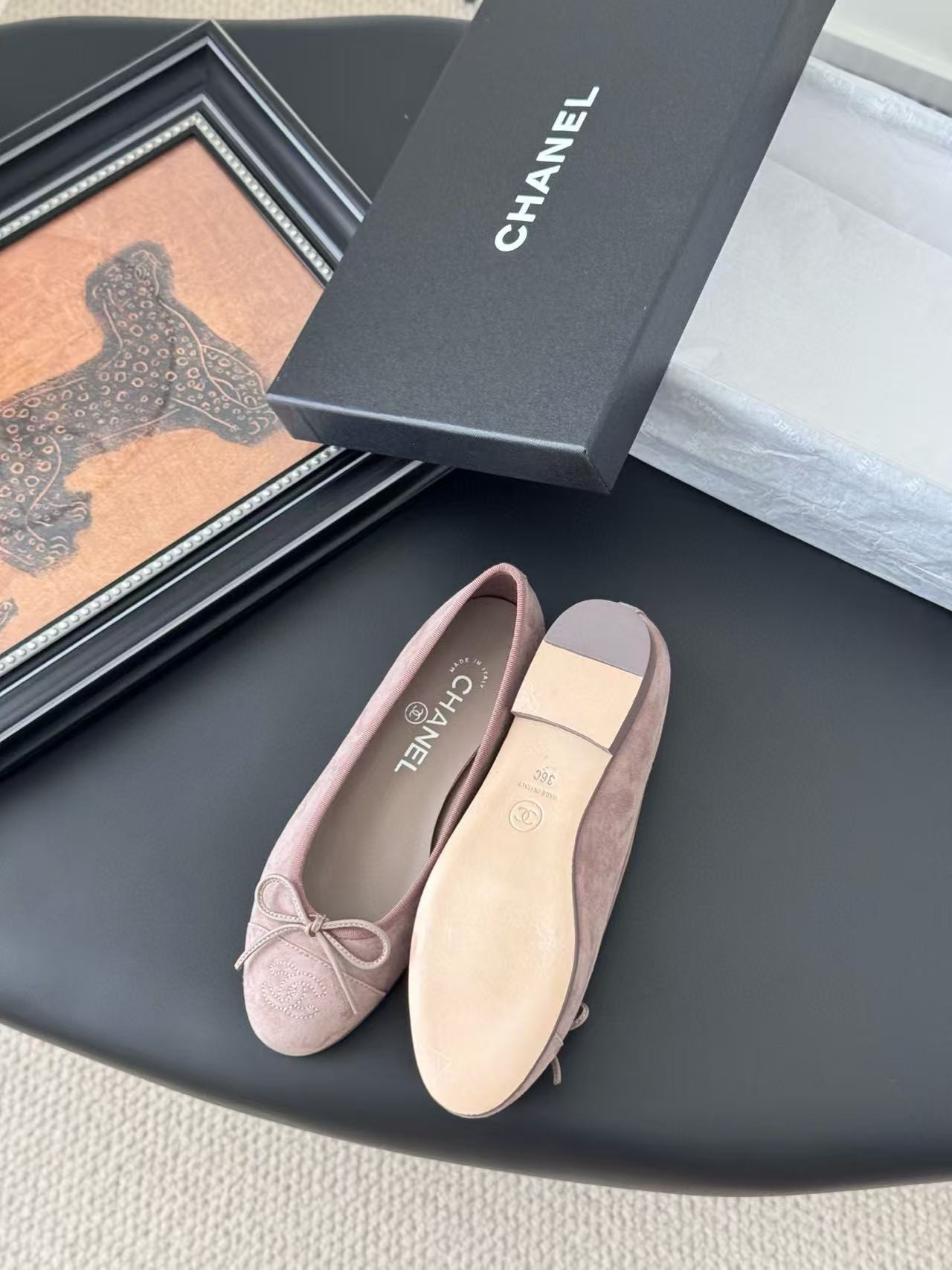 UA Ch*el Ballet flats