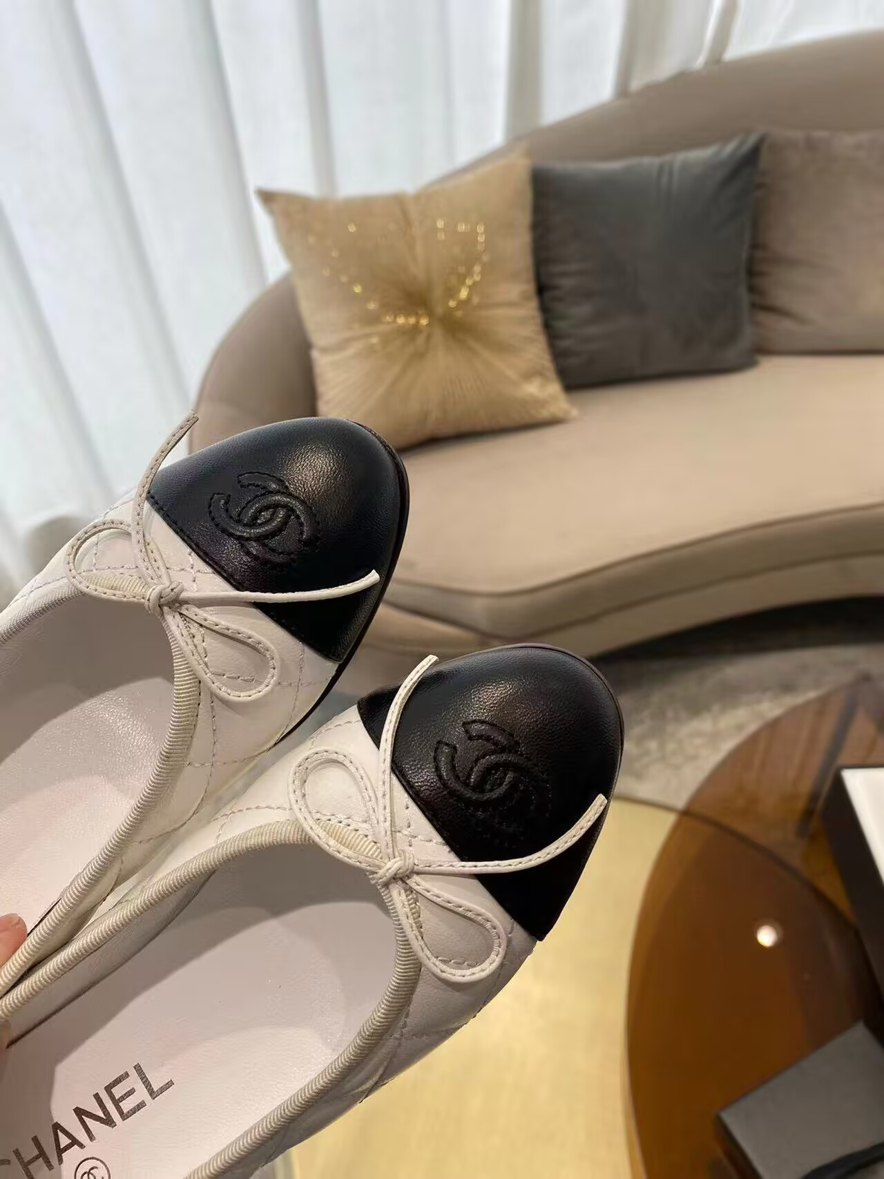 Ch*el BALLET FLATS  Aged Calfskin White & Black