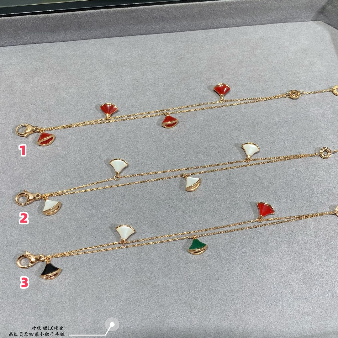 B*l*ai Four mini skirts Bracelet