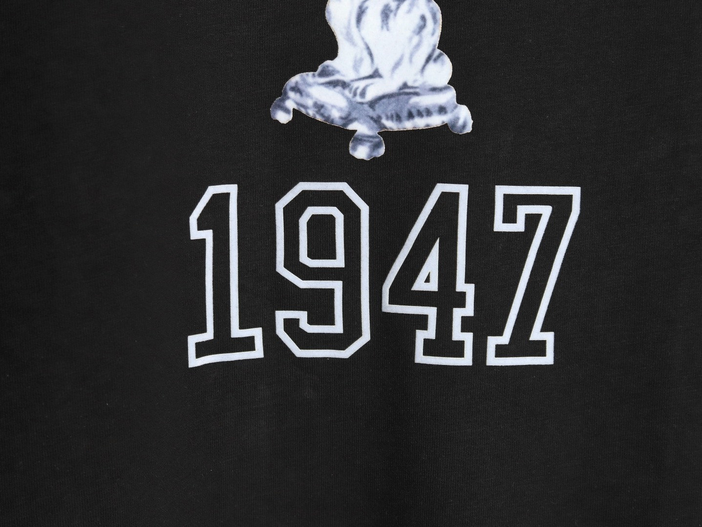 D*0r Short-sleeved T-shirt