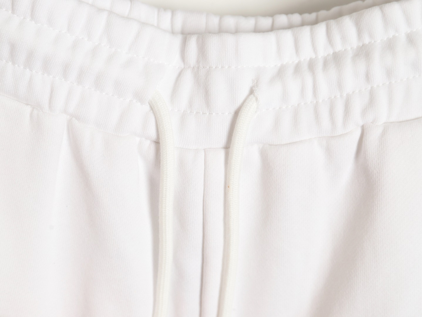 L0*is V*t0n LV 24ss shorts