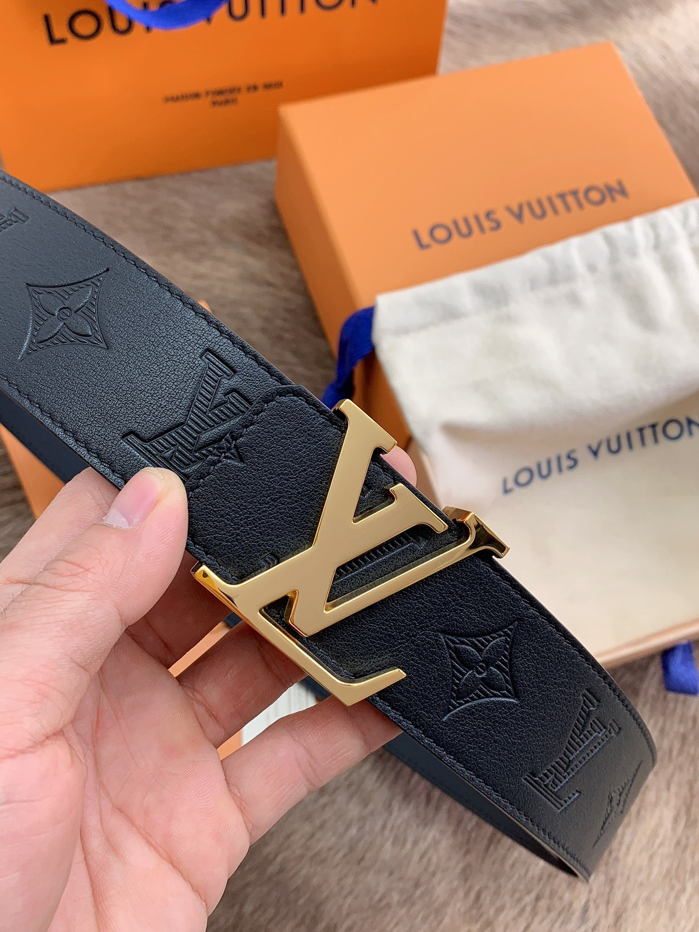 LV L0*is V*t0n 40MM BELT
