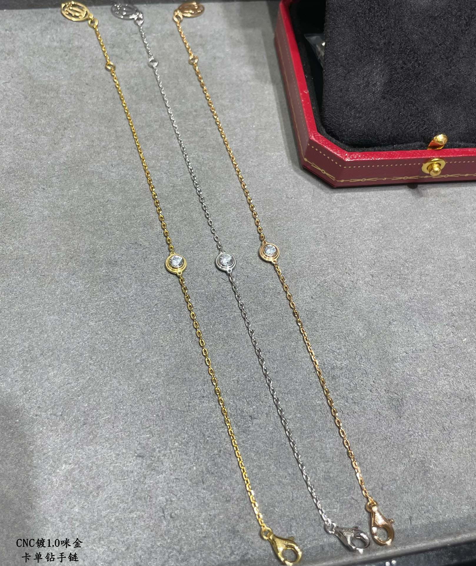 Ca*t*er Single diamond Bracelet