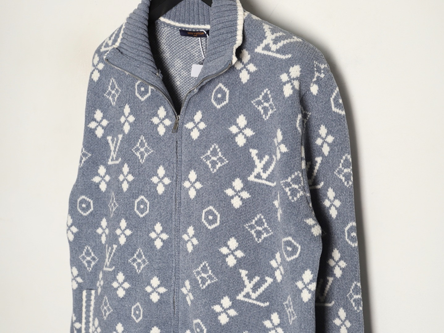 L0*is V*t0n LV 25ss Cardigan Sweaters