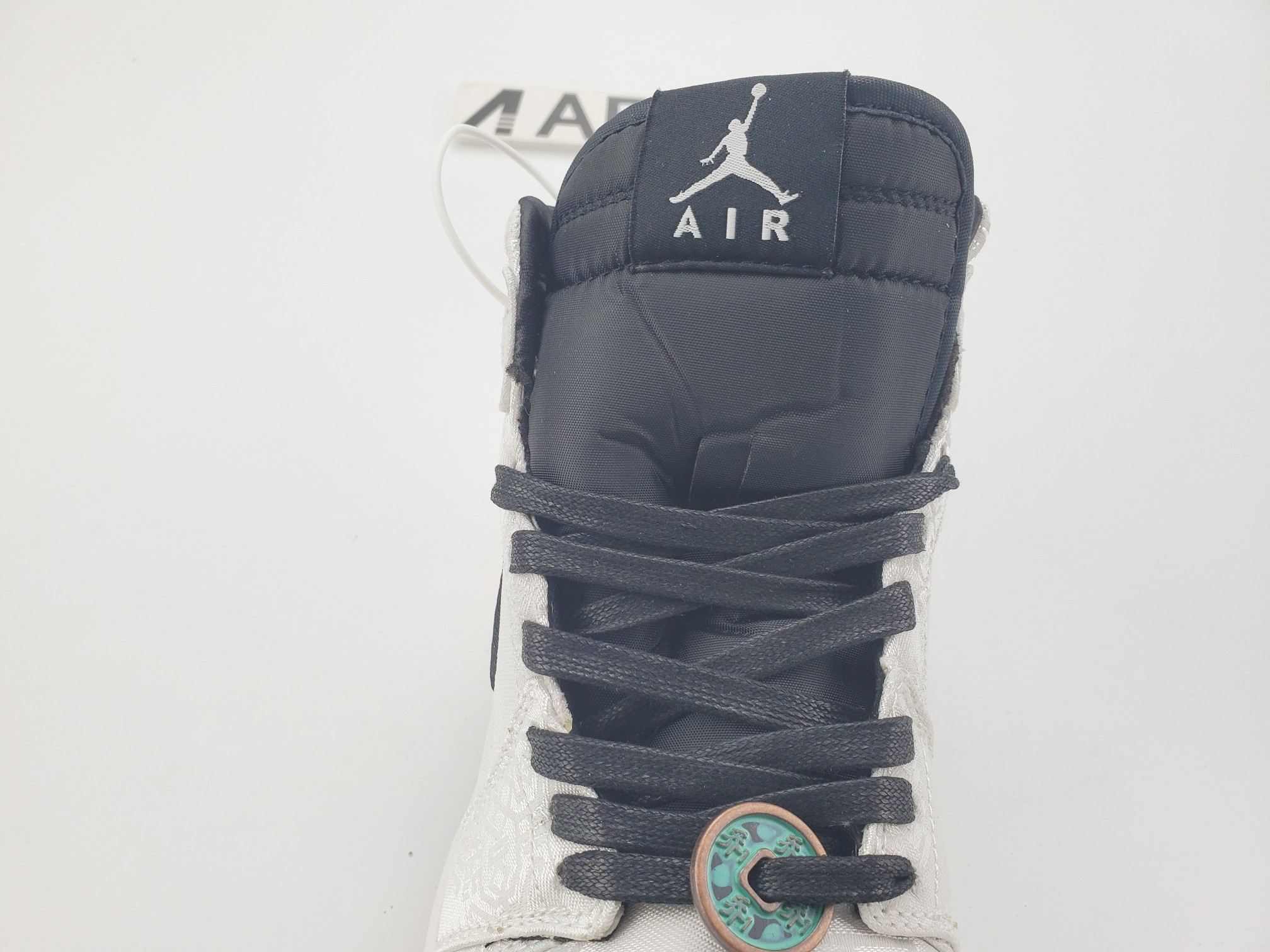 Air Jordan 1 Mid SE Fearless Edison Chen Clot