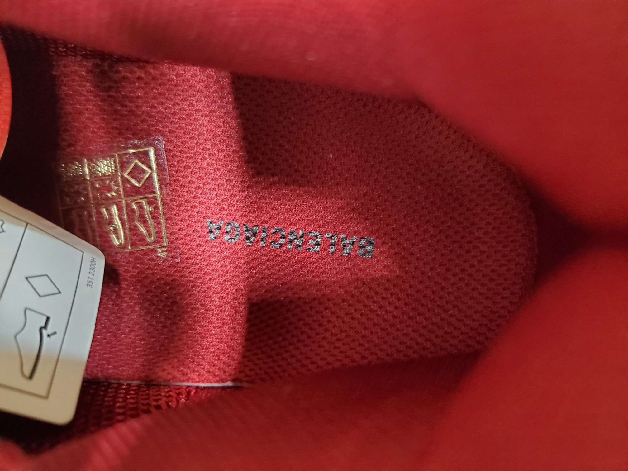 Balenciga Triple S Burgundy Red