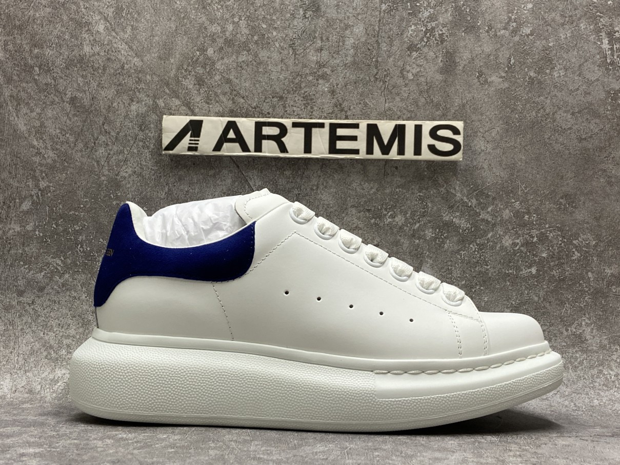 Ale*d*r M*Q*en Oversized Worker Blue