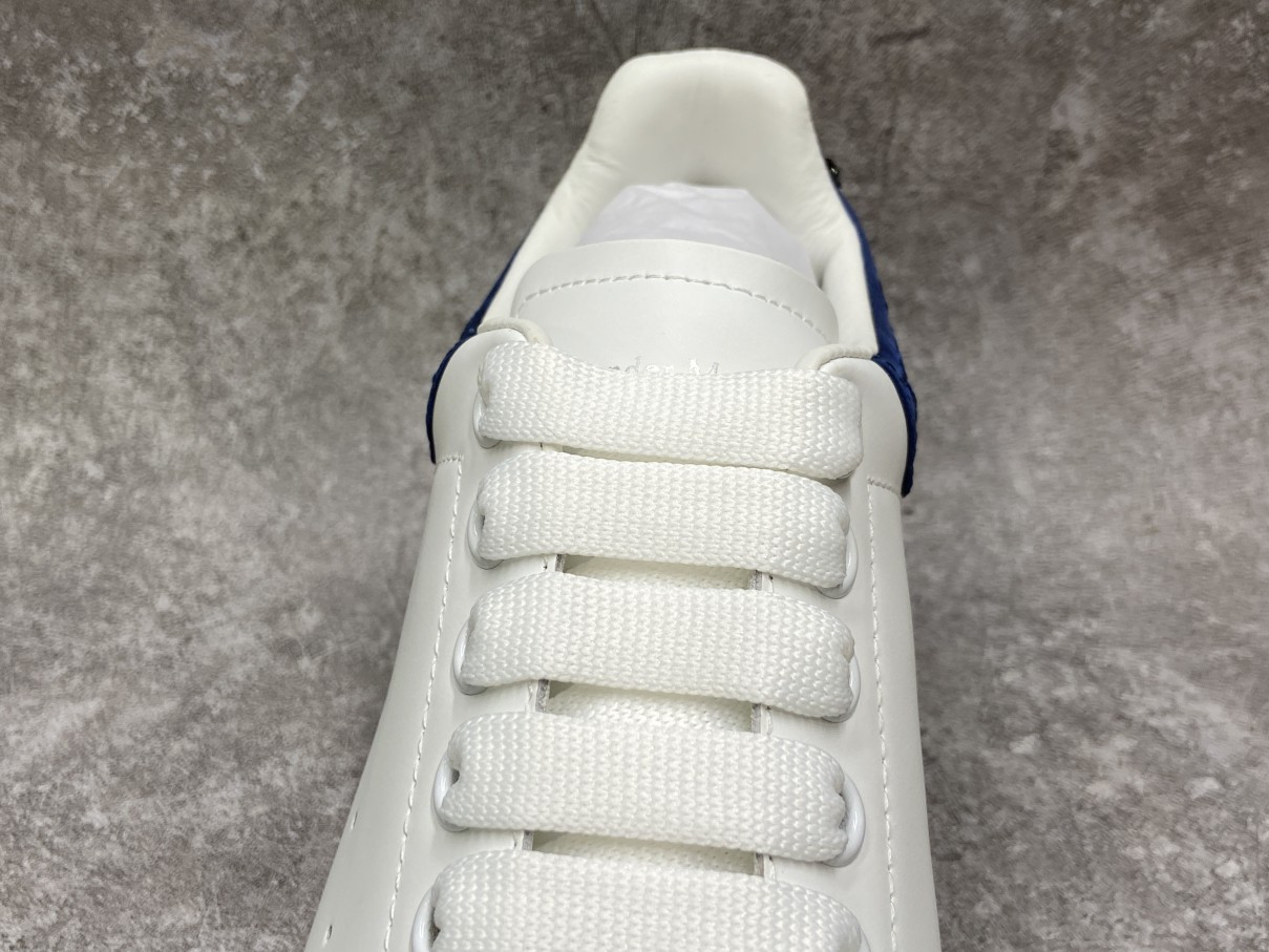 Ale*d*r M*Q*en Oversized Embroidery Blue