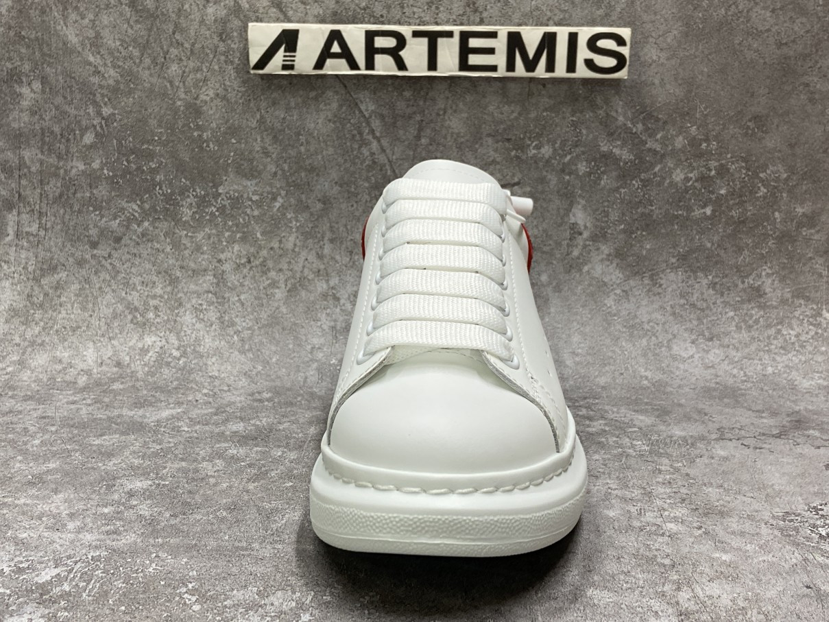 Ale*d*r M*Q*en Oversized Embroidery Red