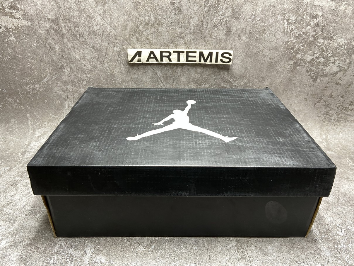 Air Jordan 11 Retro Low Green Snakeskin