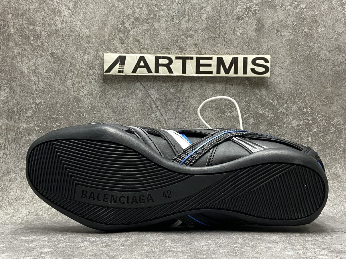 Balenciga Drive Sneaker 