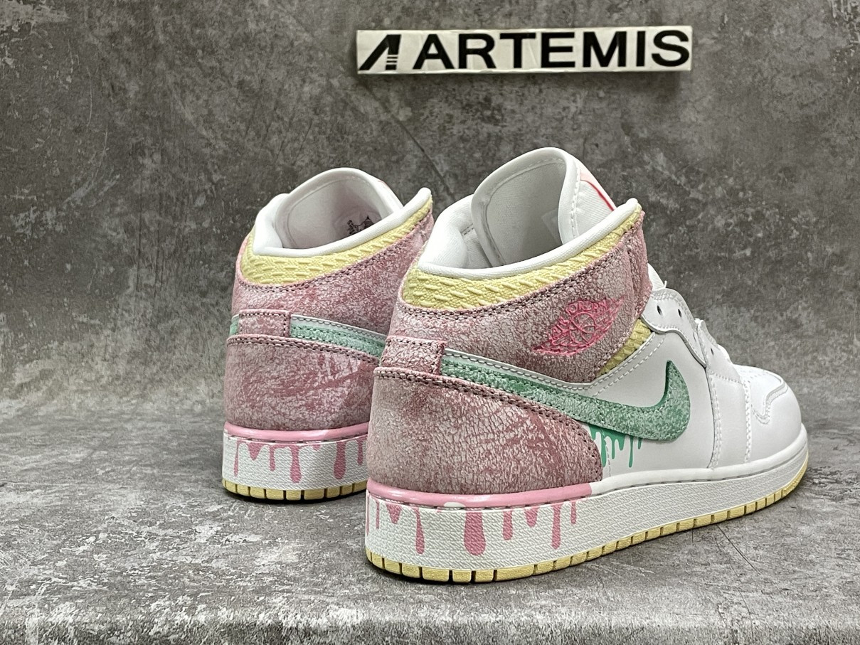 Air Jordan 1 Mid Paint Drip
