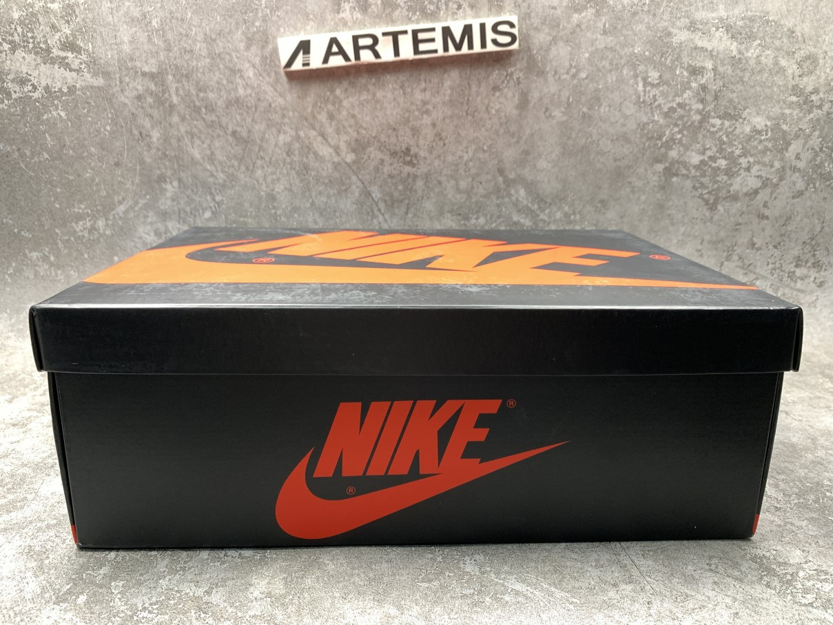 Air Jordan 1 High Switch Peach