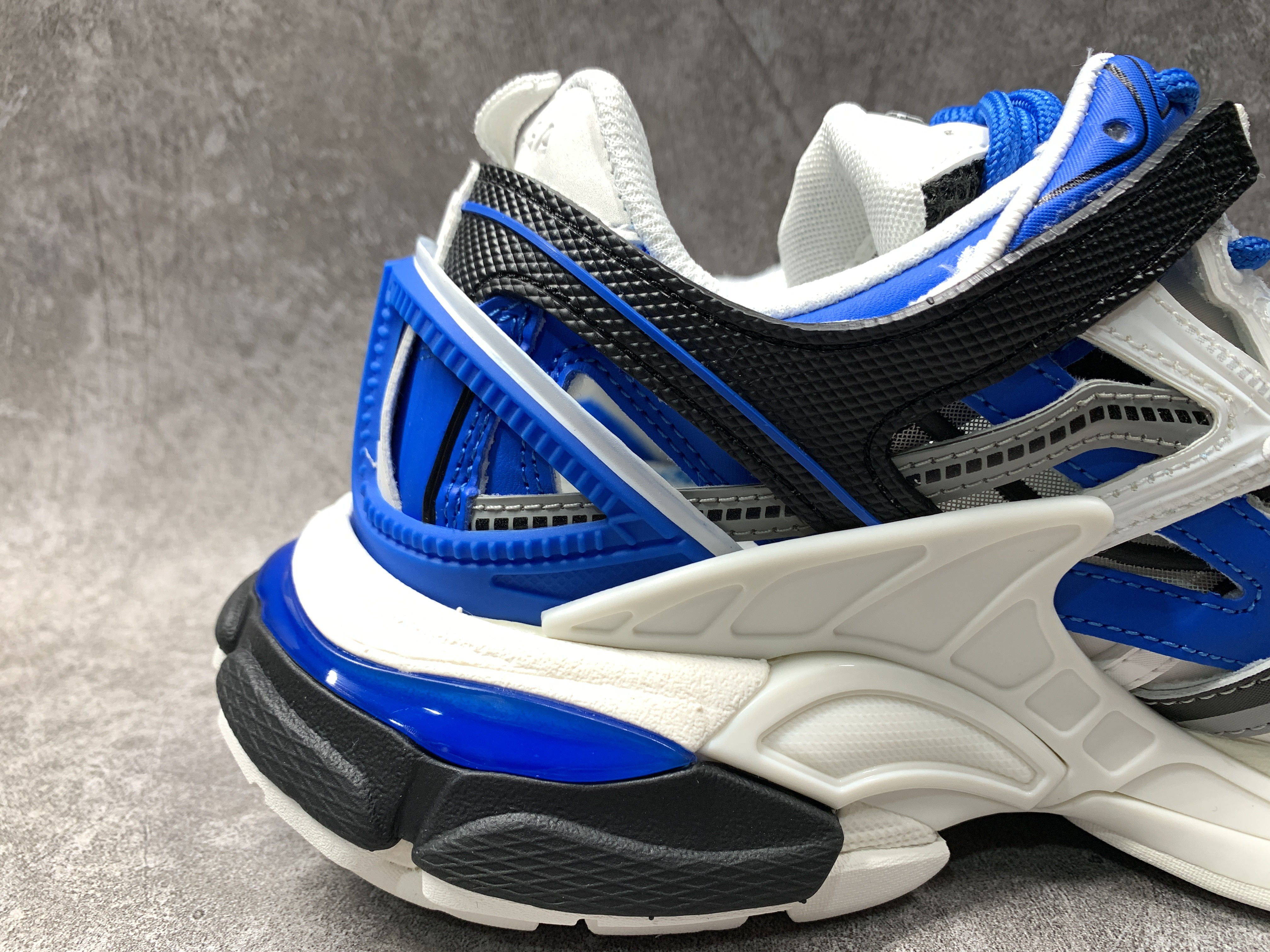 Balenciga TRACK.2 OPEN SNEAKER BLUE