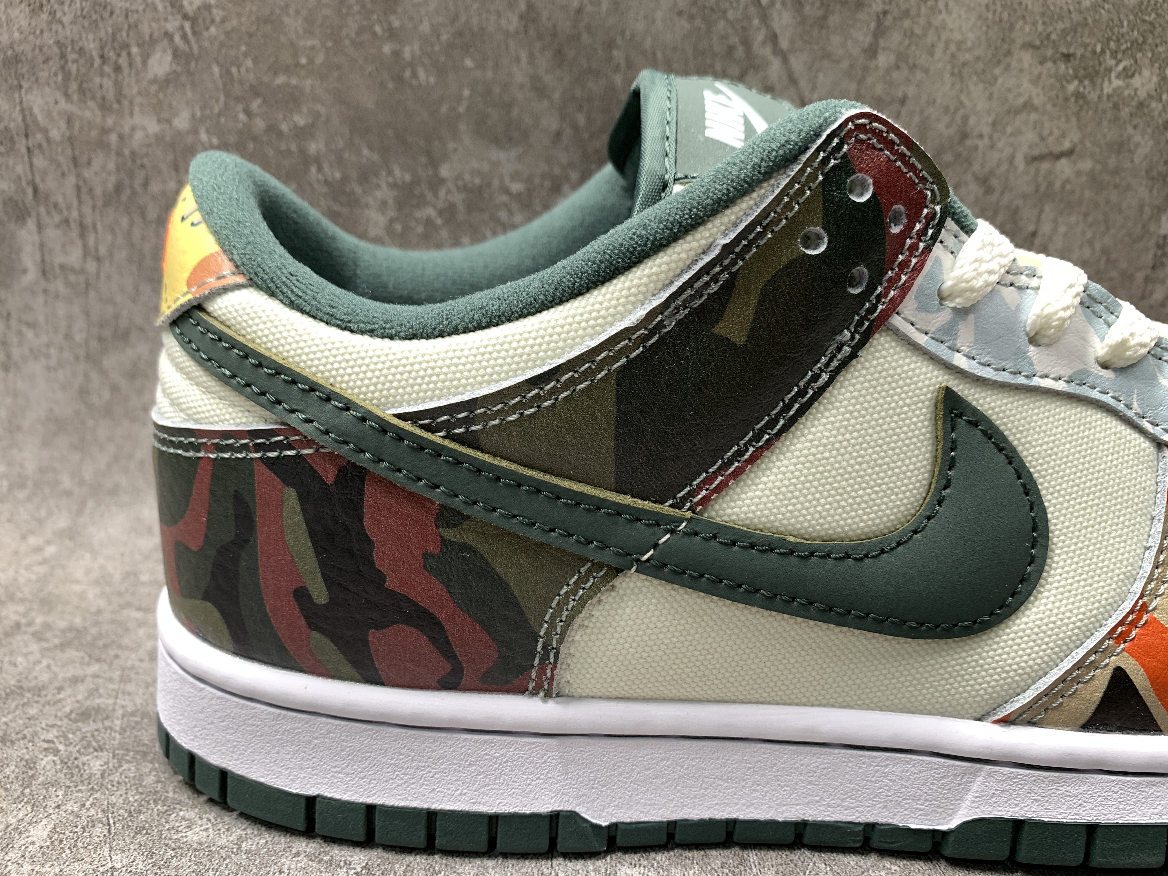 Nike Dunk Low SE Multi-Camo