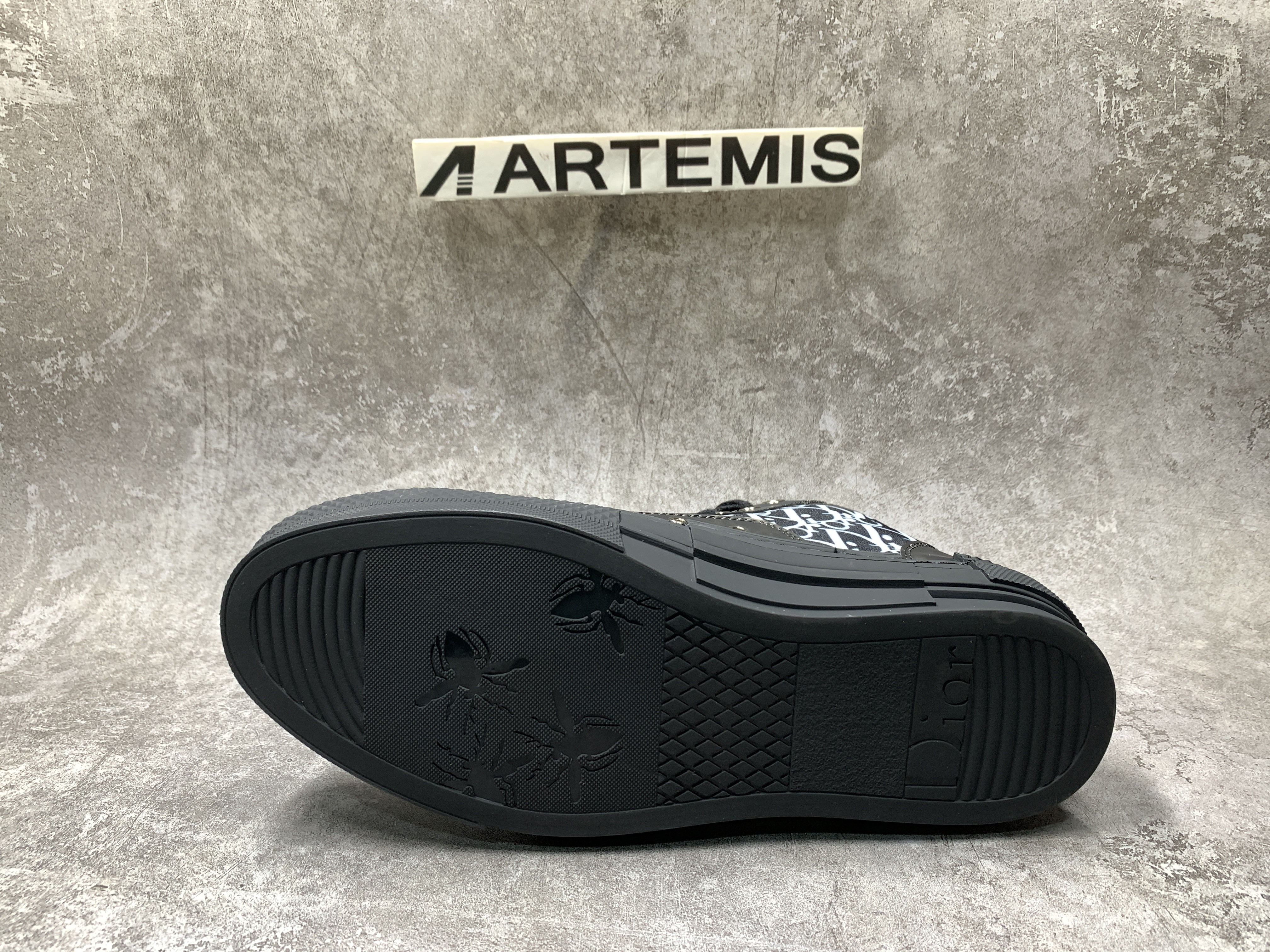 D*0r B23 High Blue Black