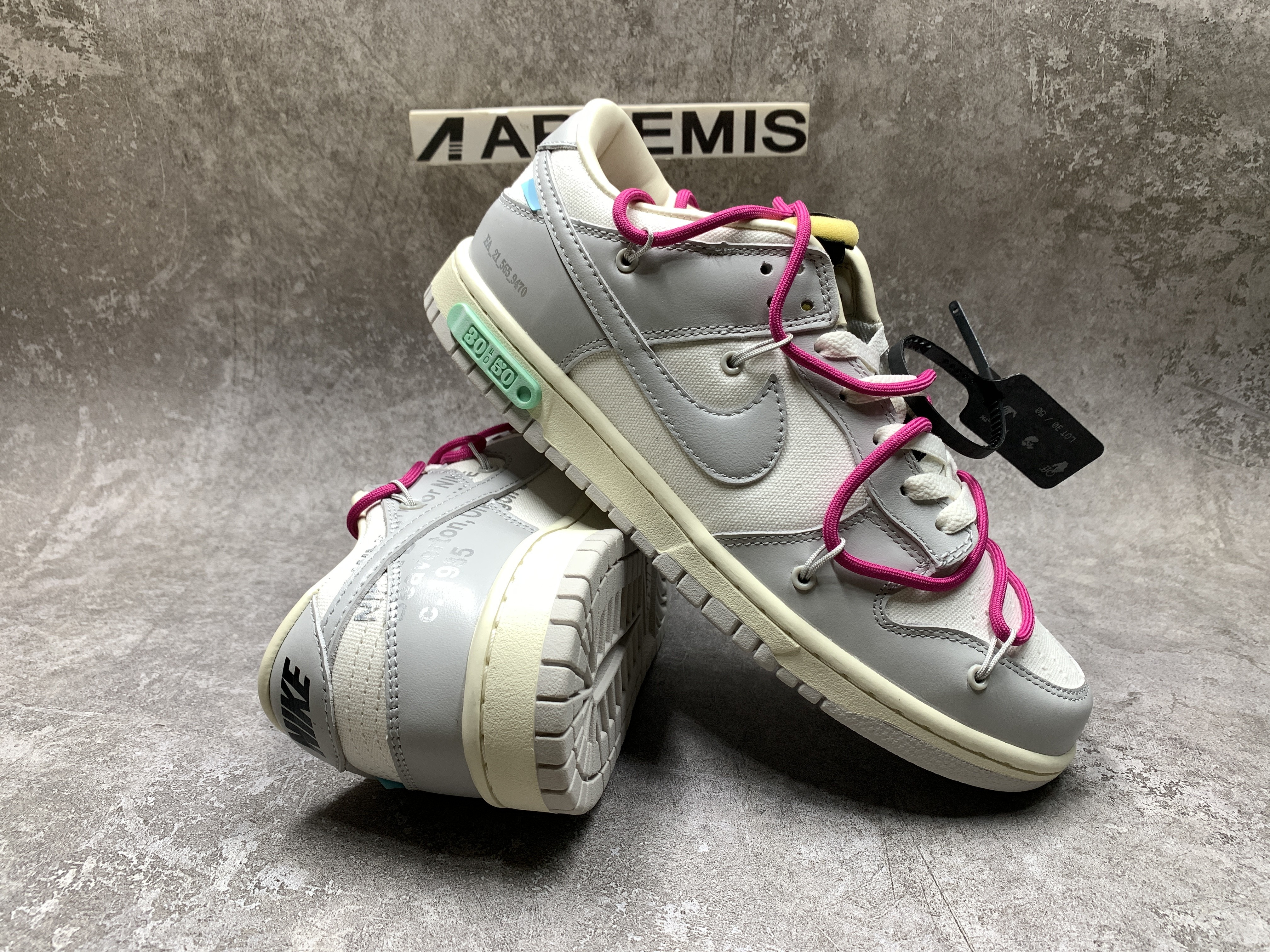Off-White x Dunk Low Lot 30 of 50