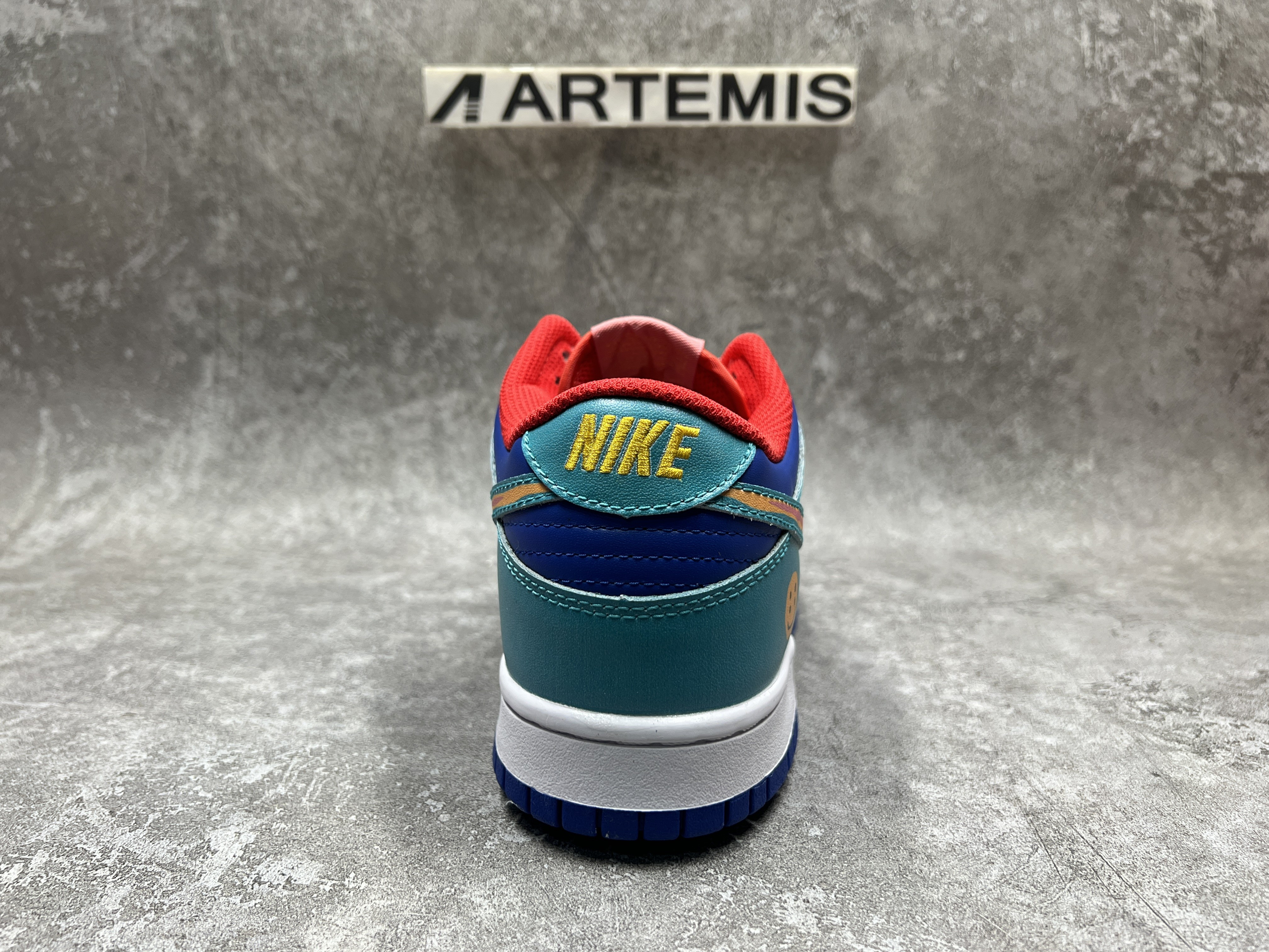 Nike Dunk Low Katsuhiro Tomo