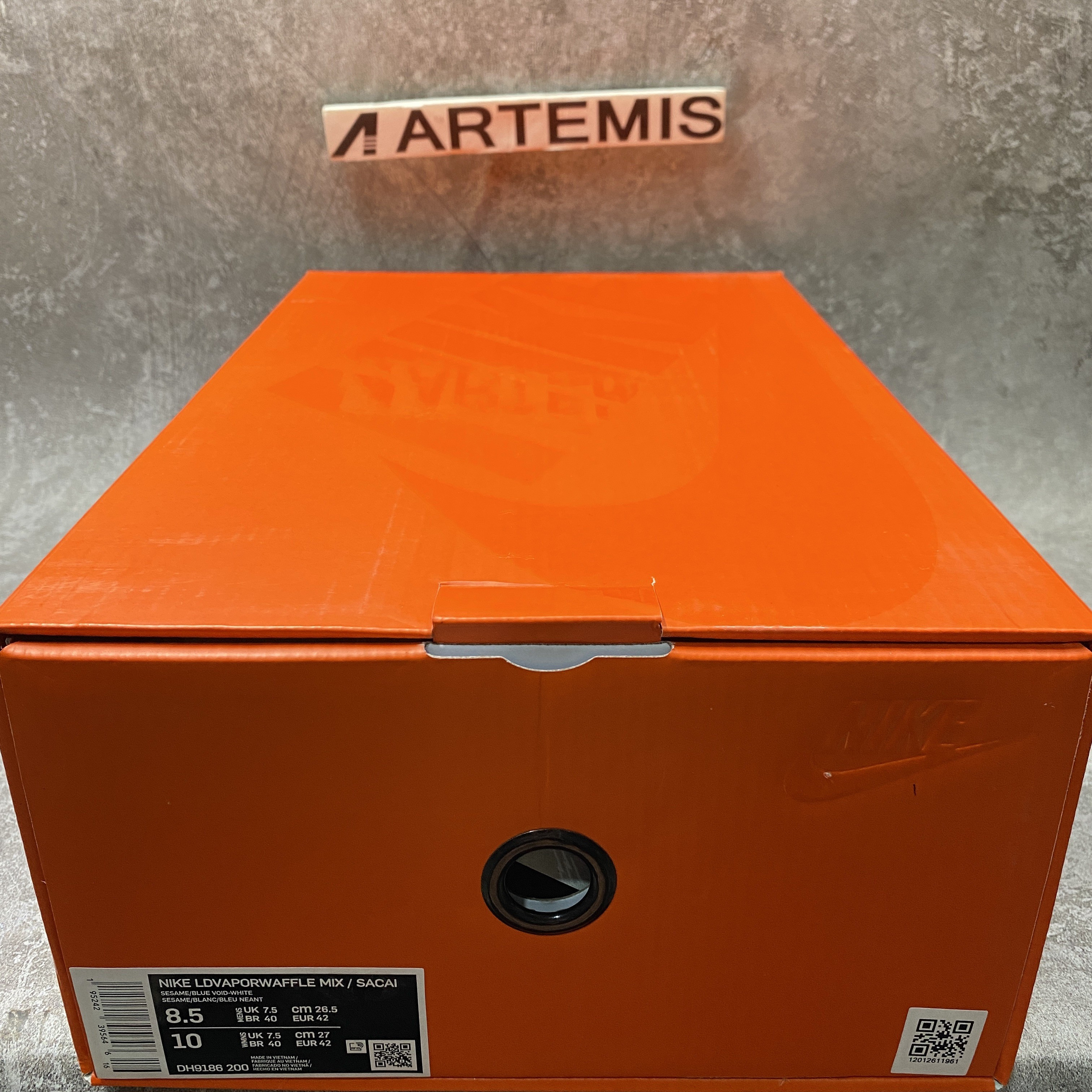 Nike Vaporwaffle sacai Jean Paul Gaultier Sesame Blue