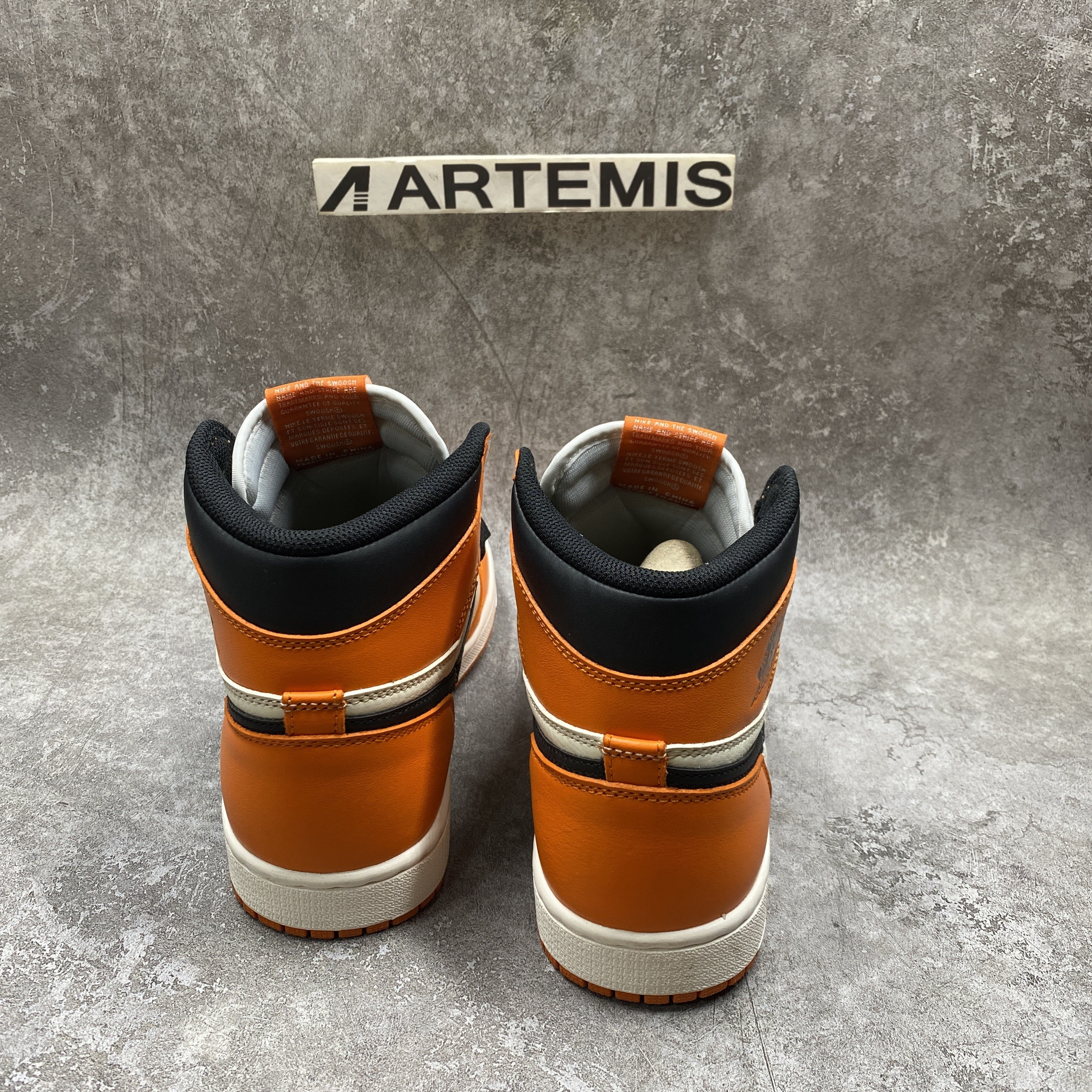 Air Jordan 1 Retro Reverse Shattered Backboard