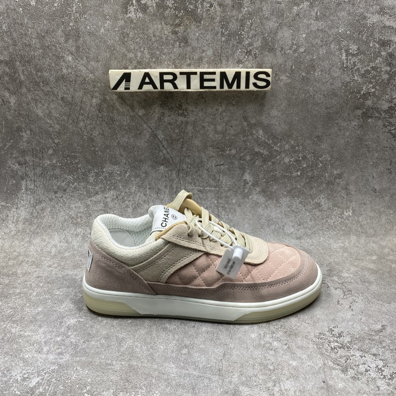 Channel 22C Diamond sports shoes in pink