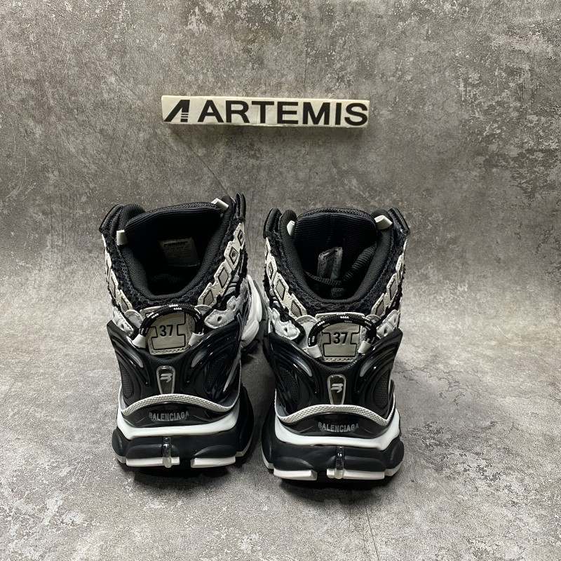 Balenciga Runner panelled high-top sneakers