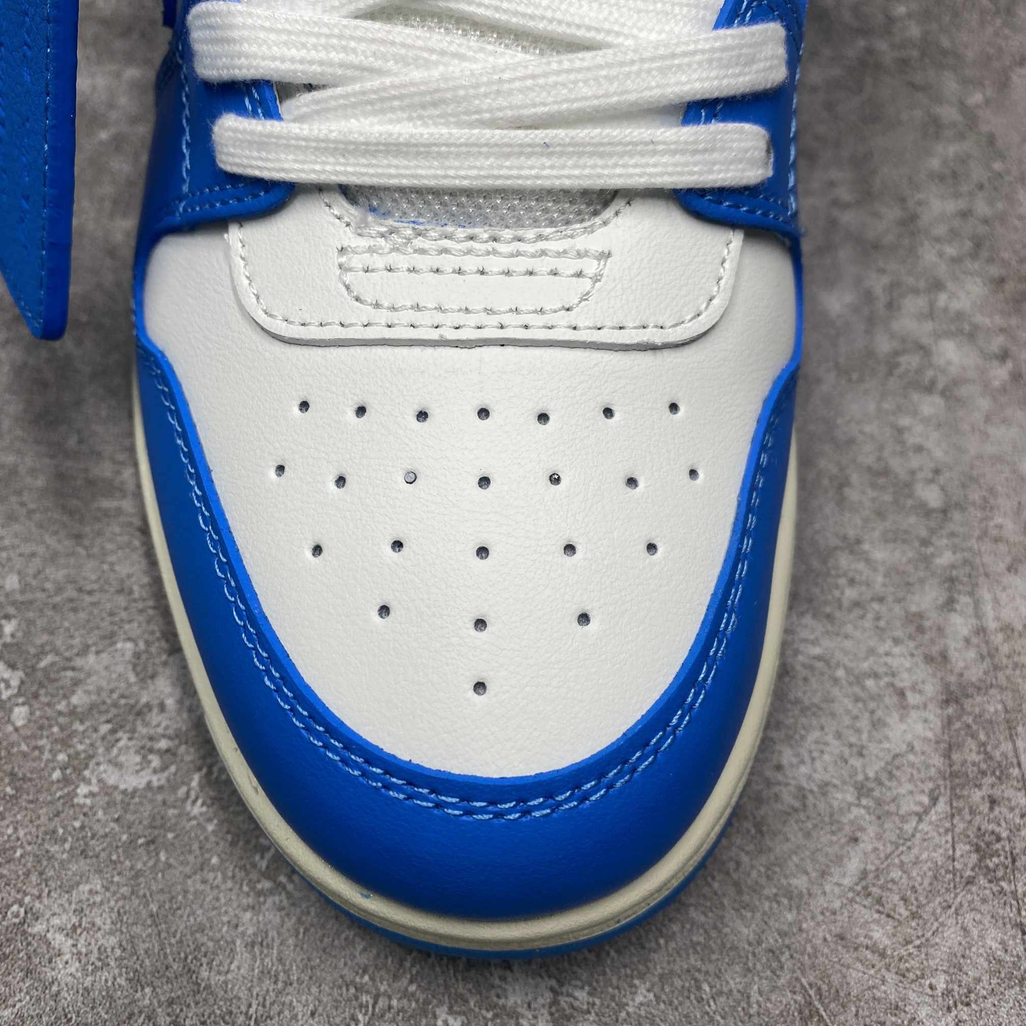 OFF-WHITE Out Of Office OOO Low Tops Blue White