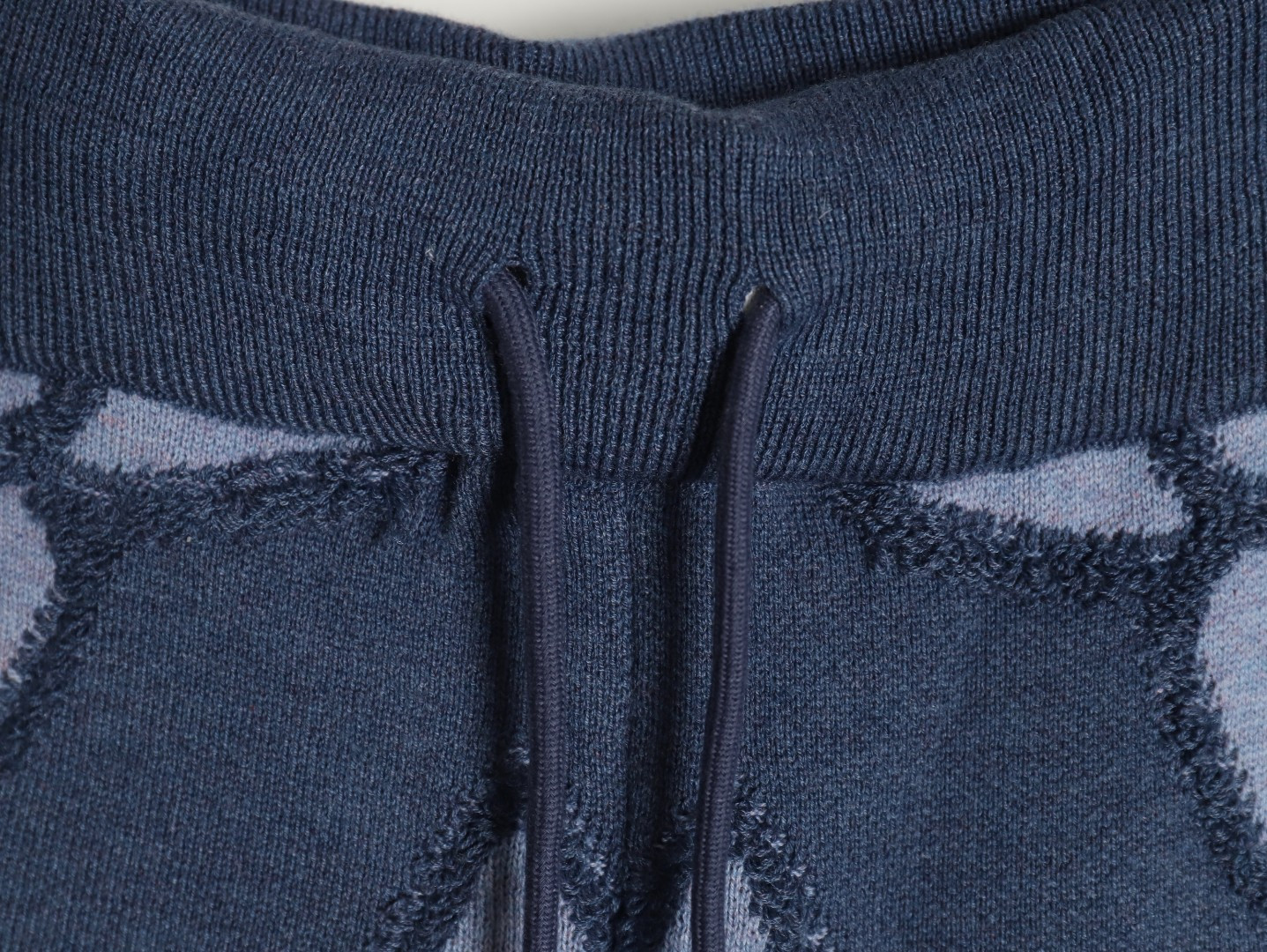 L0*is V*t0n LV 25ss shorts