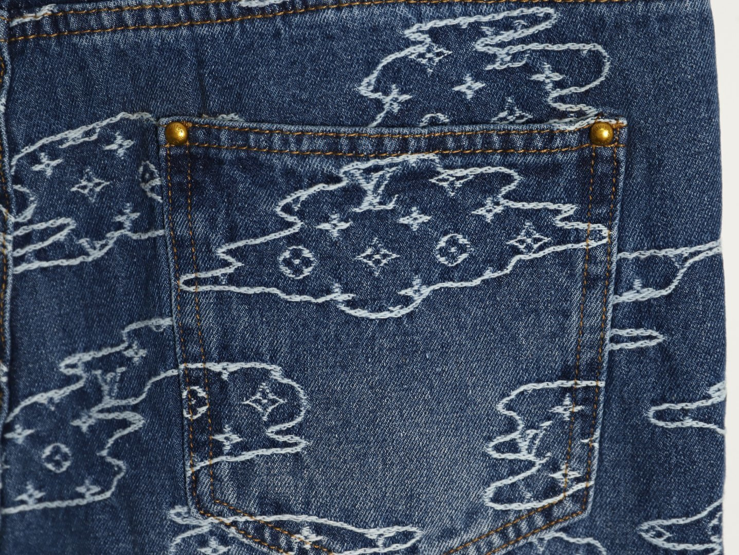 L0*is V*t0n 25FW Jeans Suit