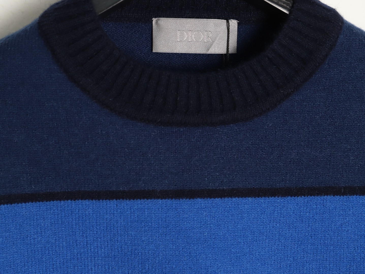 D*0r CD Diamond Sweaters