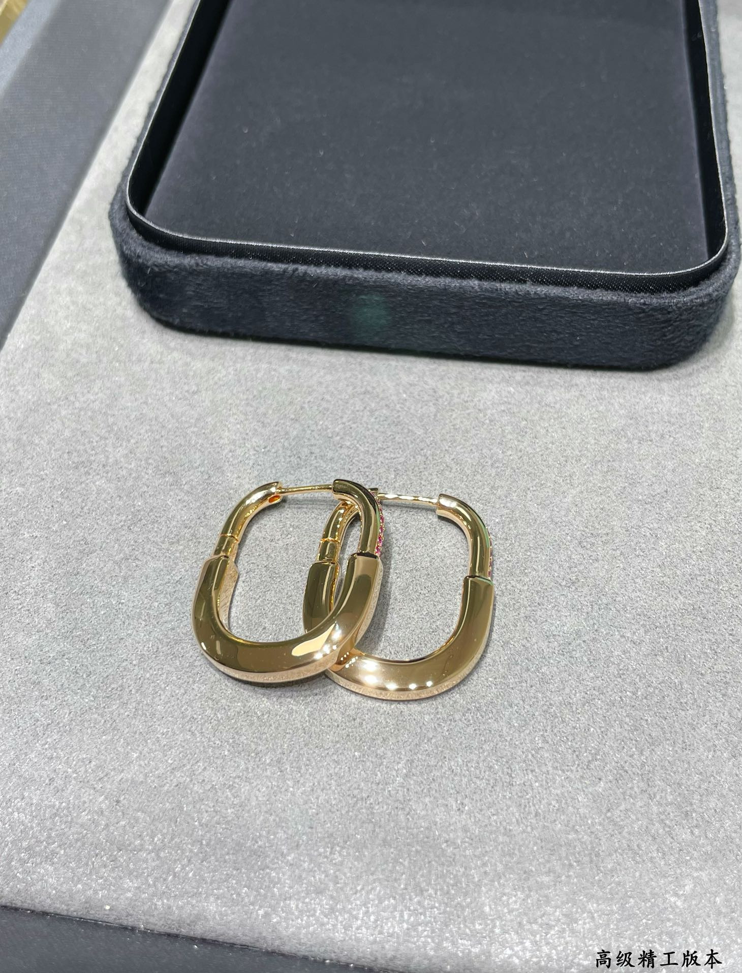 T*f*ny & Co. Medium Pink Diamond Lock Earrings