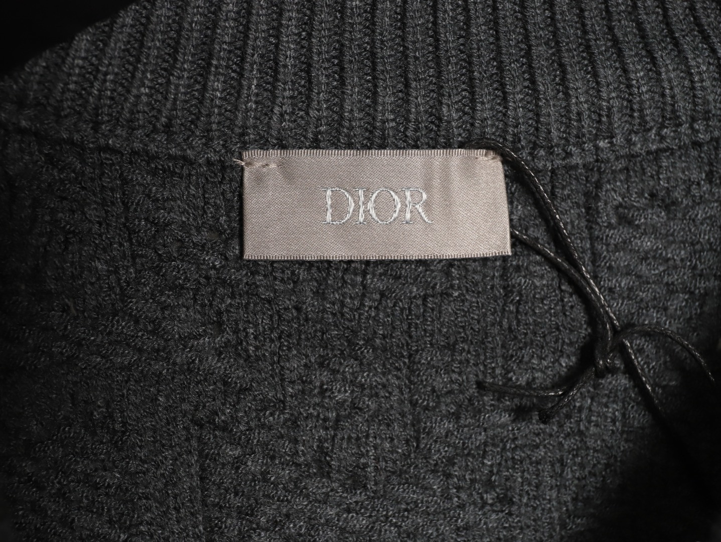 D*0r CD 25ss Sweaters