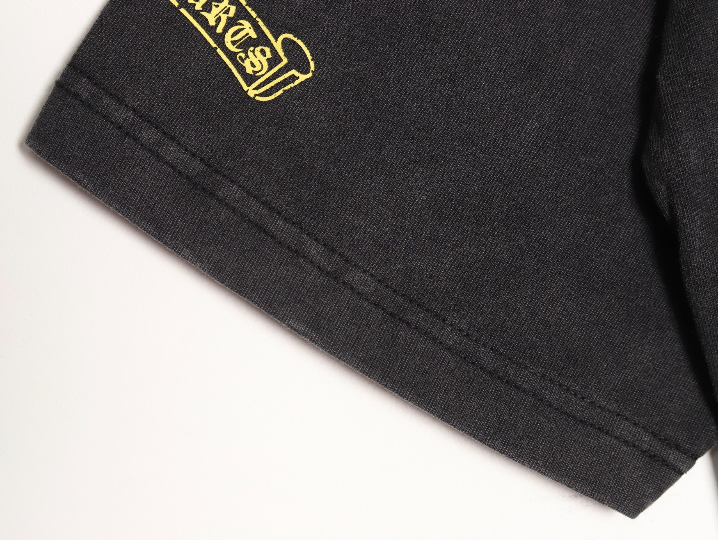 Ch**me He**ts 25ss Short-sleeved T-shirt