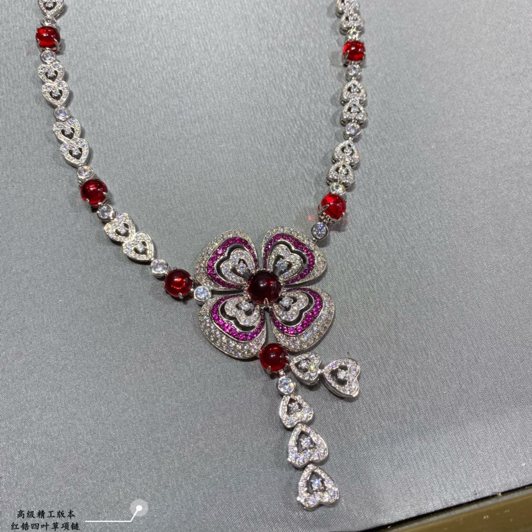 B*l*ai Four Leaf Clover Necklace(No refund or exchange)