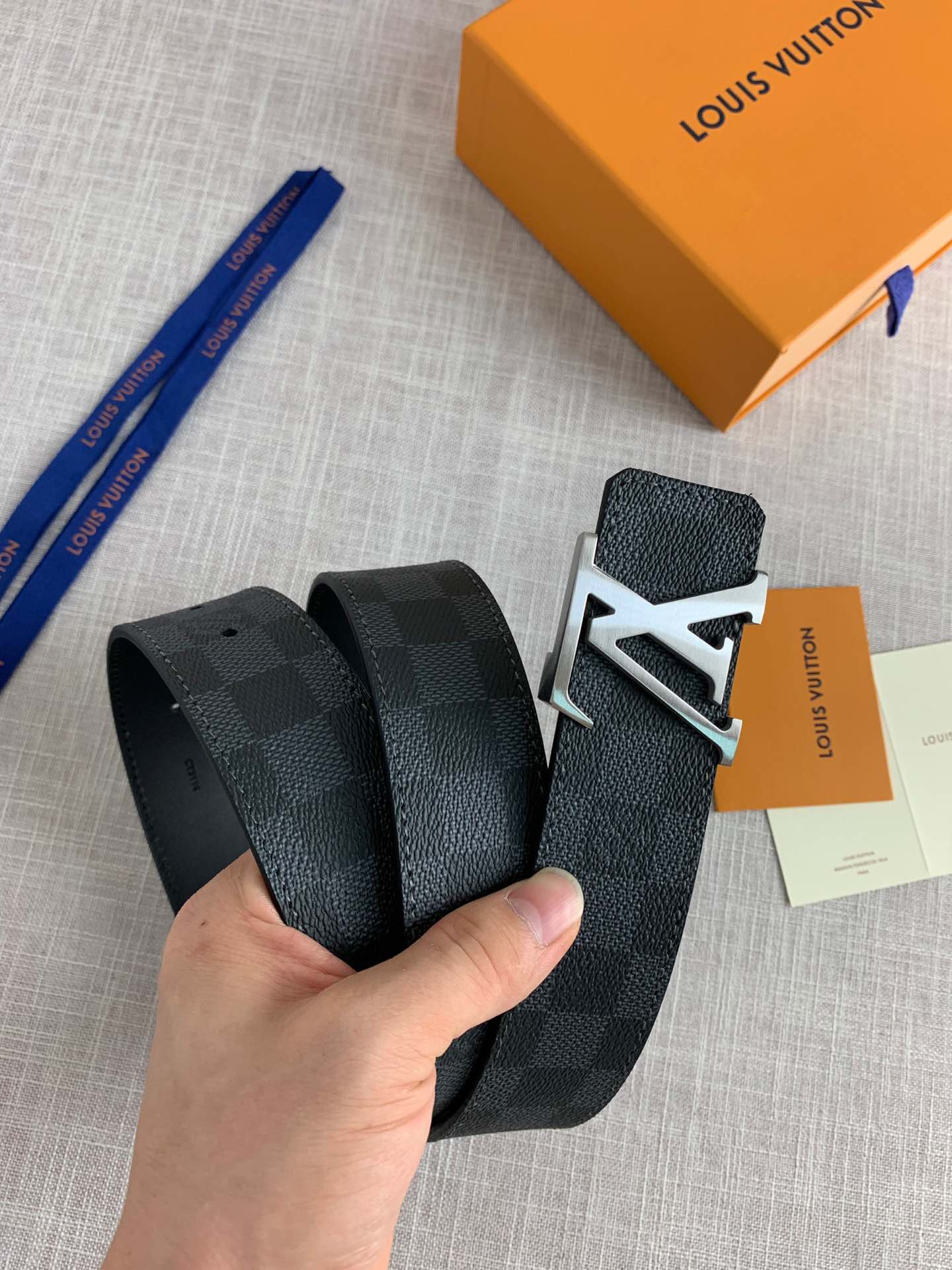 LV L0*is V*t0n 40MM BELT