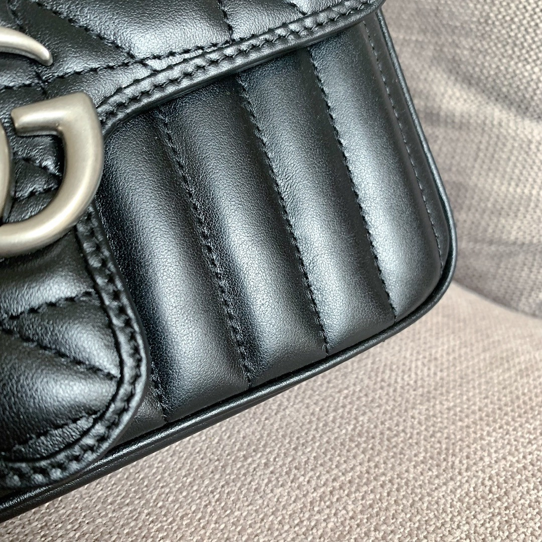 G*u*i GG Marmont mini shoulder bag 22cm