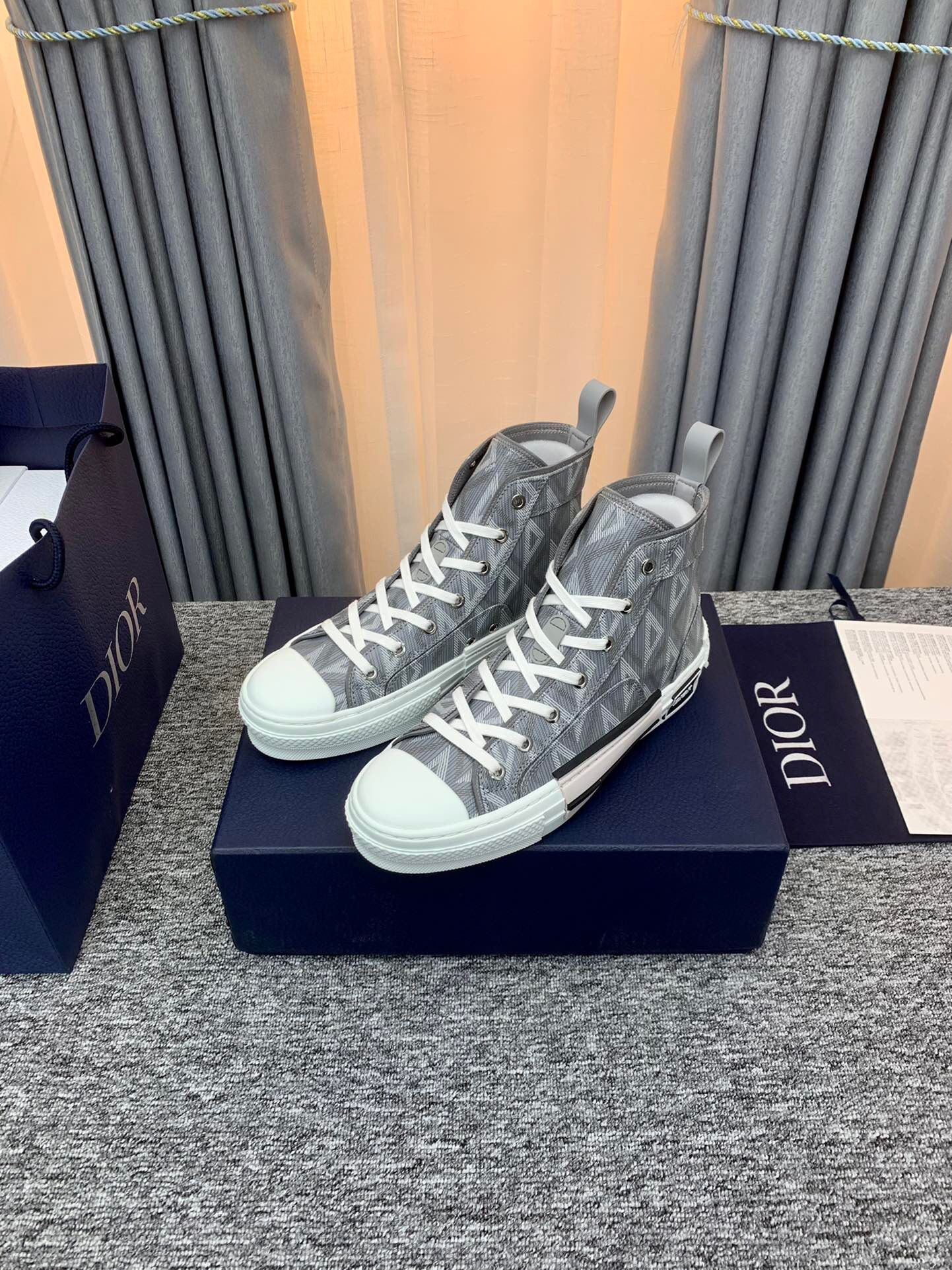 D*0r B23 High Top Gray CD Diamond