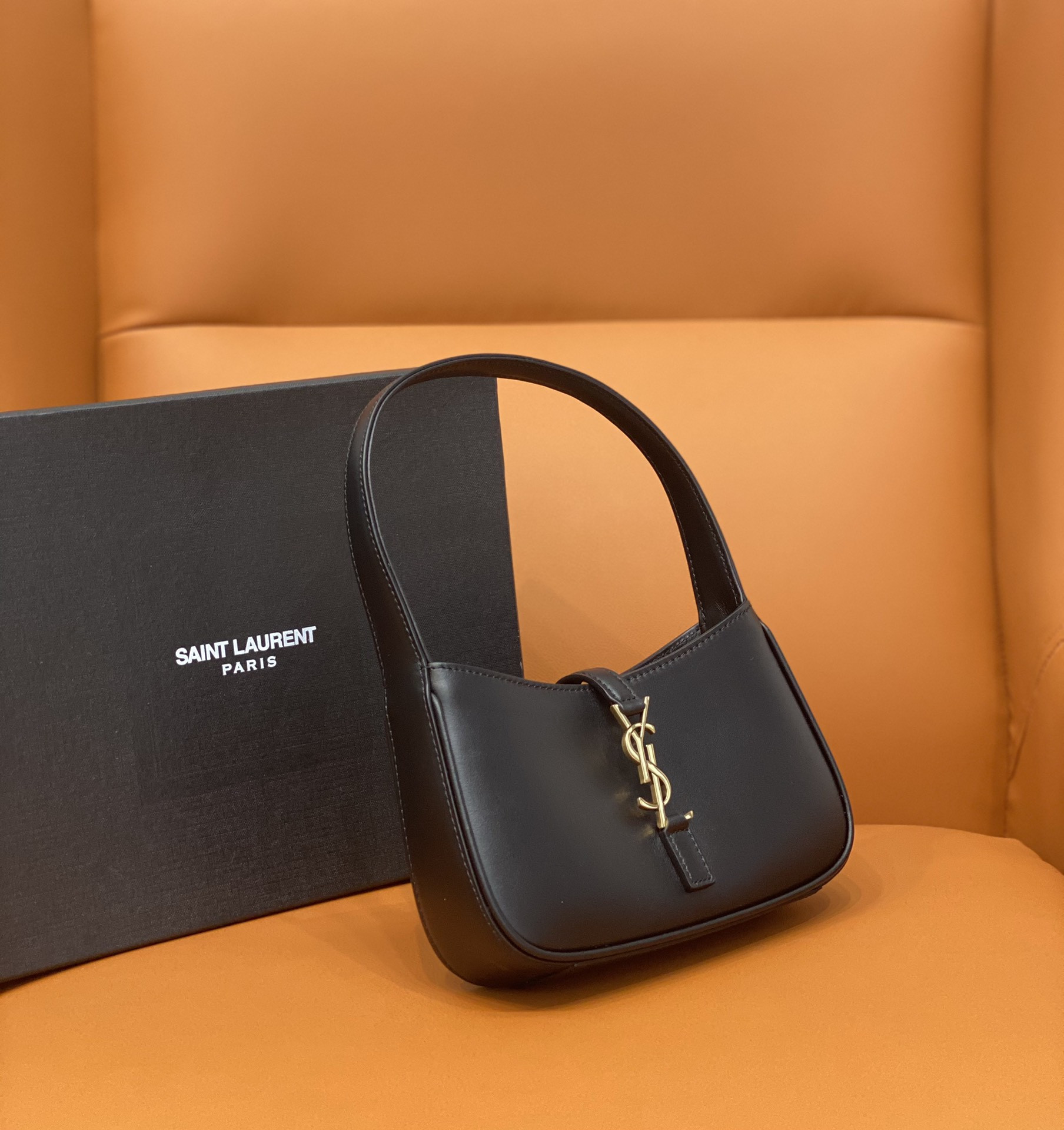 Y*L MINI LE 5 À 7 IN SMOOTH LEATHER NOIR  19 X 11.5 X 4.5 CM