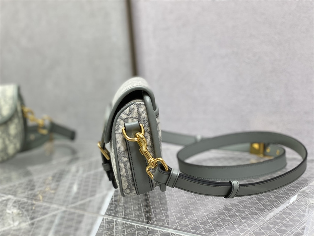 MEDIUM D*0r BOBBY BAG White D*0r Oblique Jacquard