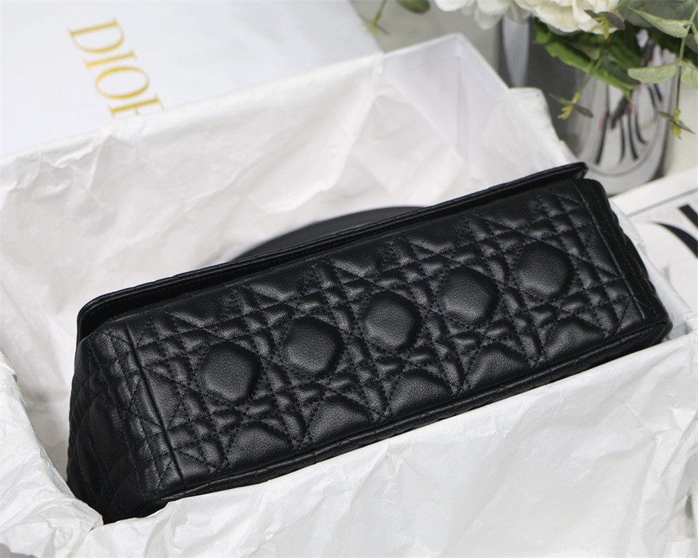 LARGE D*0r CARO BAG Black S*pple Cannage Calfskin 29 x 18 x 10 cm