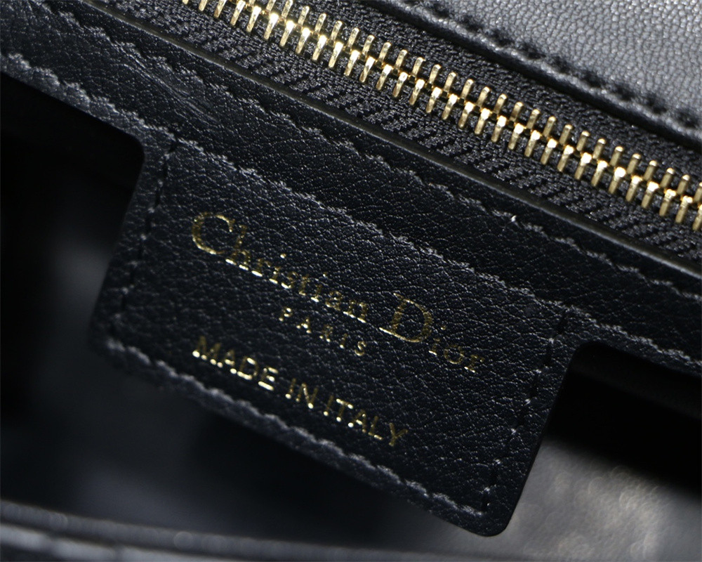 SMALL D*0r CARO BAG amour black 20 x 12 x 7 cm