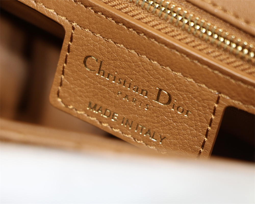 SMALL D*0r CARO BAG Caramel S*pple Cannage Calfskin 20 x 12 x 7 cm