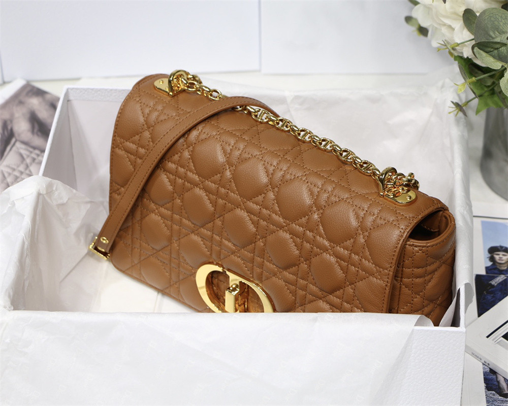 MEDIUM D*0r CARO BAG Caramel S*pple Cannage Calfskin 25.5 x 15.5 x 8 cm