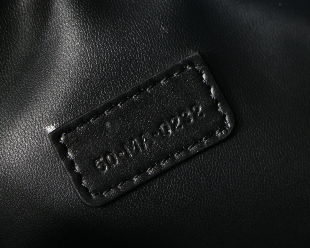 D*0r TRAVEL NOMAD POUCH BLACK