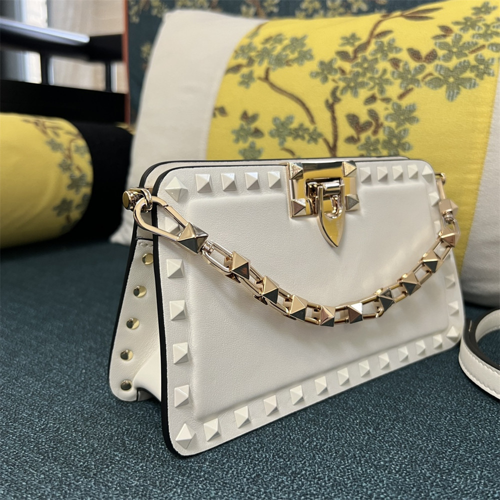 va*t*no GARAVANI ROCKSTUD23 SMALL SMOOTH CALFSKIN SHOULDER BAG IVORY