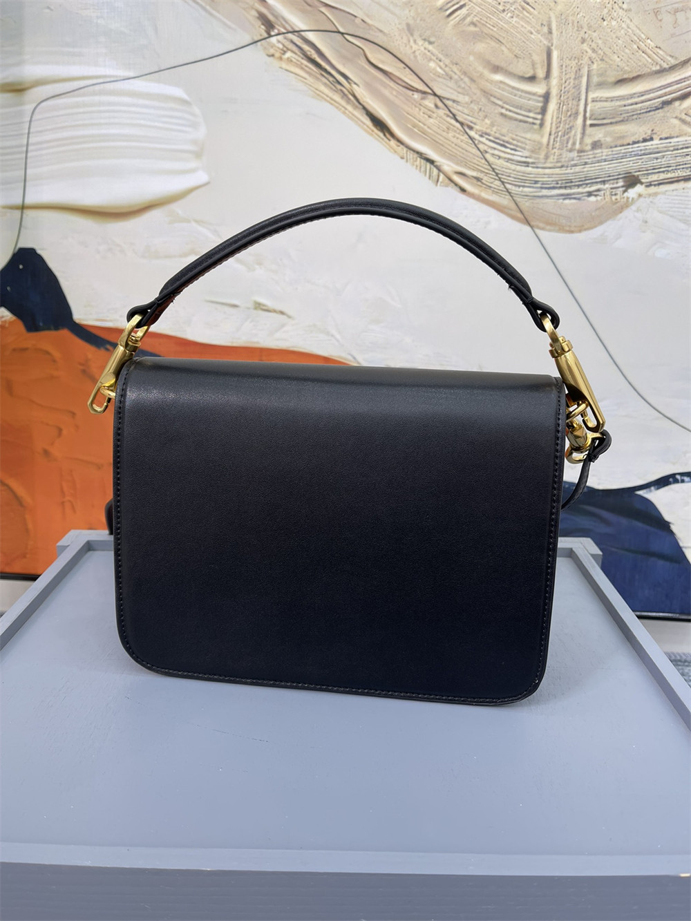 va*t*no GARAVANI LOCÒ CALFSKIN SHOULDER SMALL BAG BLACK 22 x 16  x 7 cm