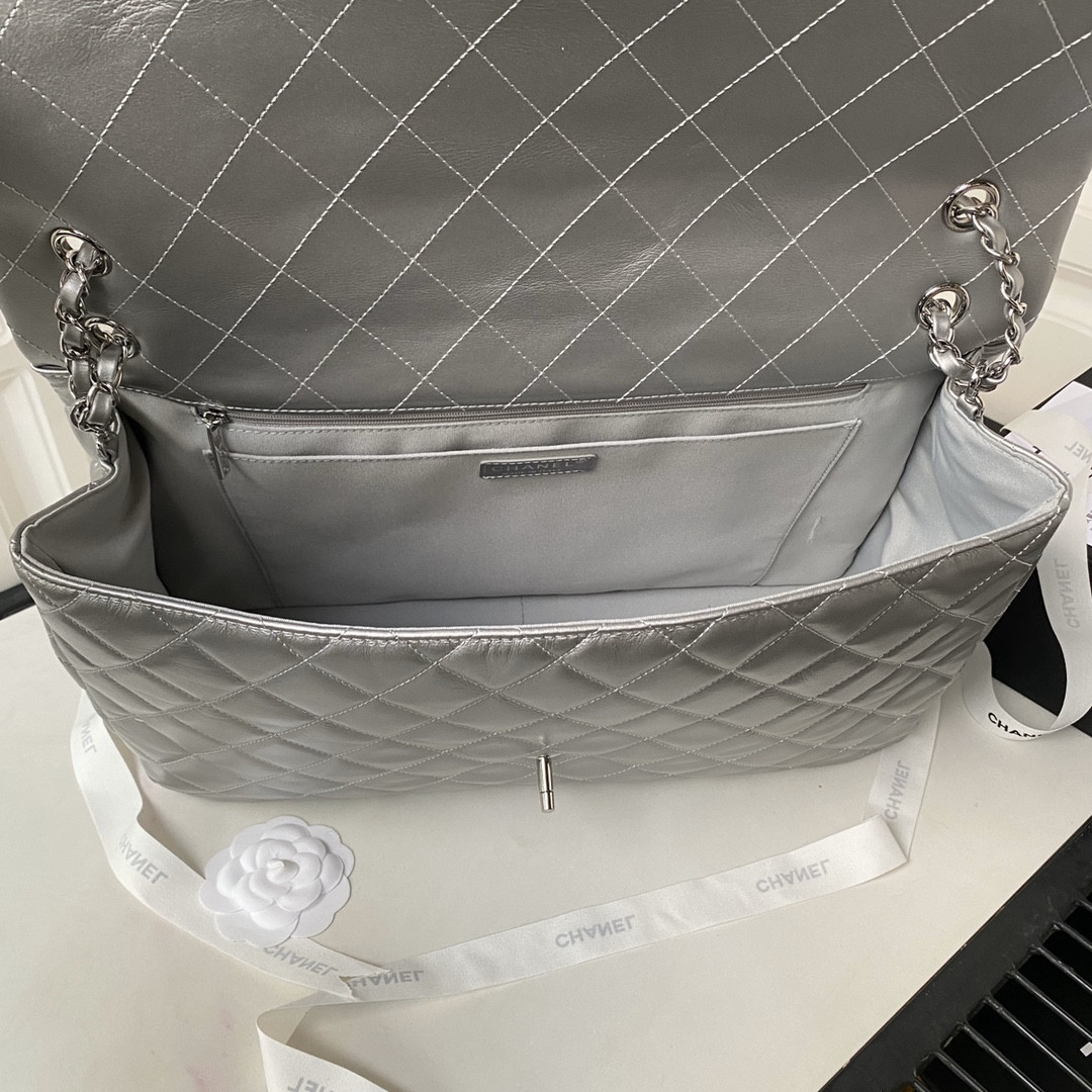 Ch*el CLASSIC FLAP SILVER 28x38x12cm